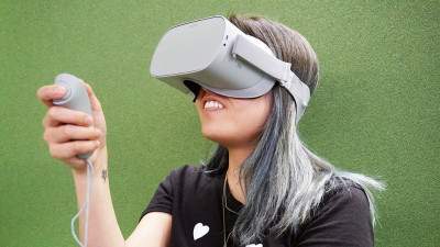 Main Game Di Mana Saja dengan Headset VR Ini, Bro! thumbnail
